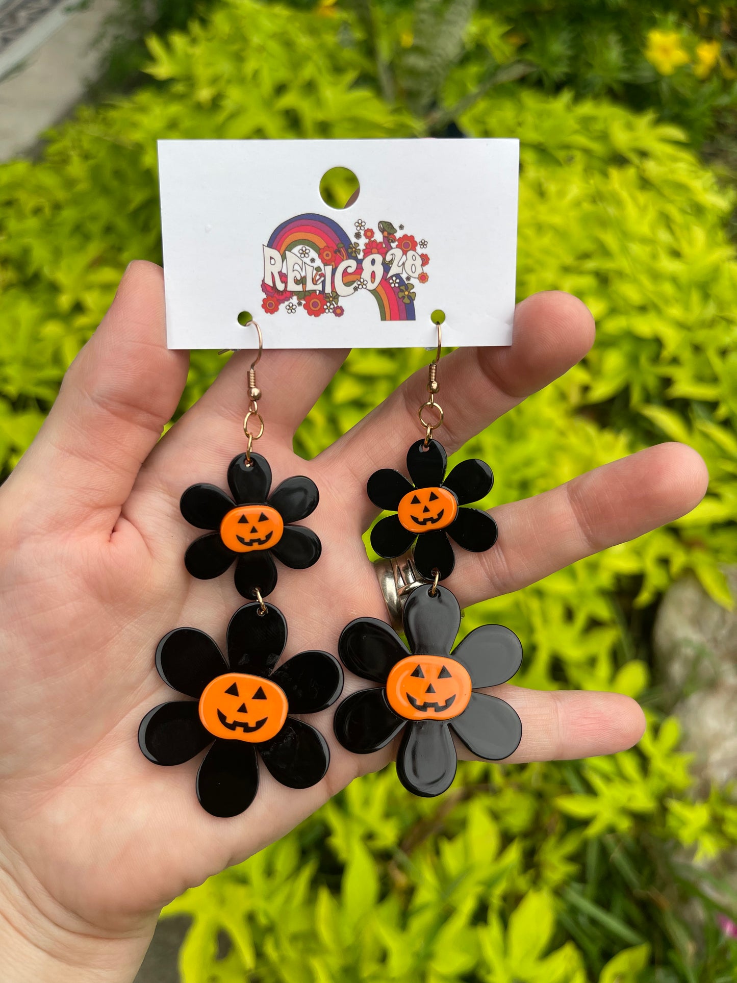 Jack O Lantern Bloom Earrings