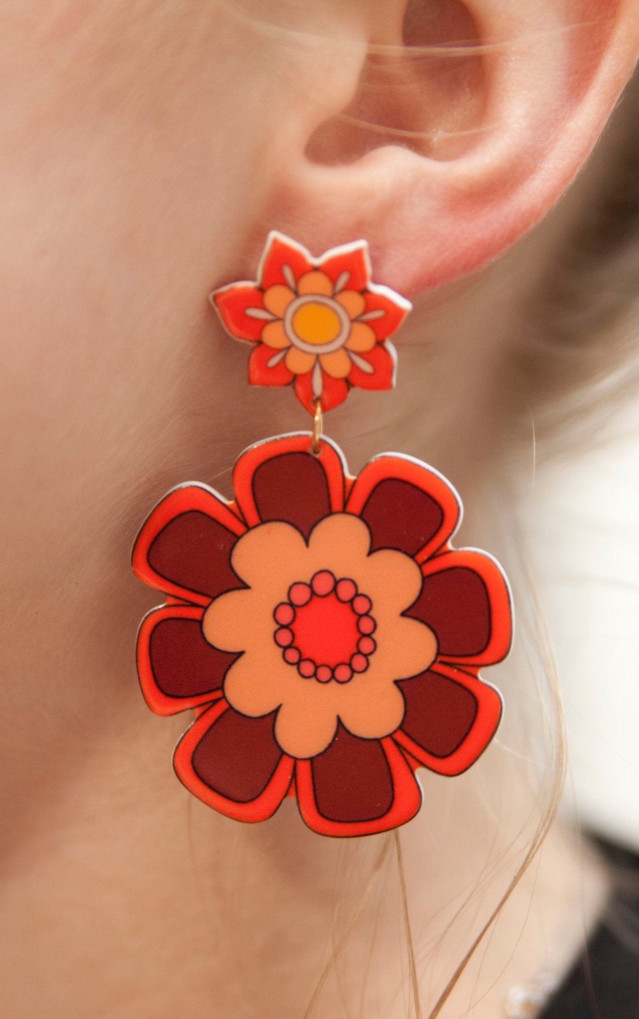 70s Hippie Burgundy Babe Flower Retro Earrings - Relic828