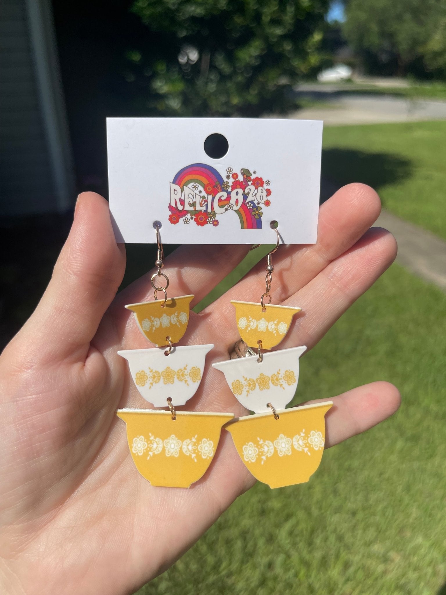 70s Gold Butterflies Kitchen Mixing Bowl Set Earrings - Relic828