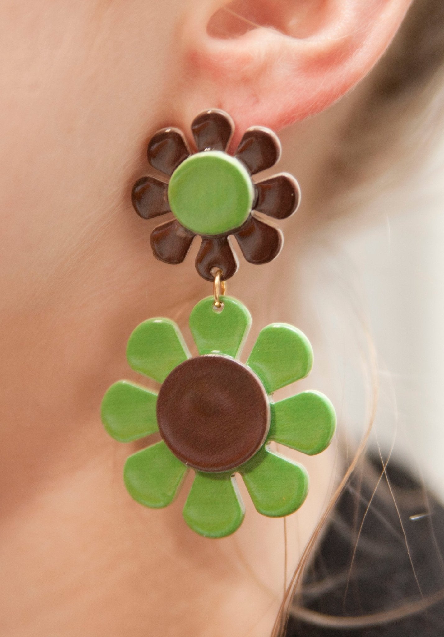 70s Olive Green and Chocolate Brown Flower Power Earrings - Relic828