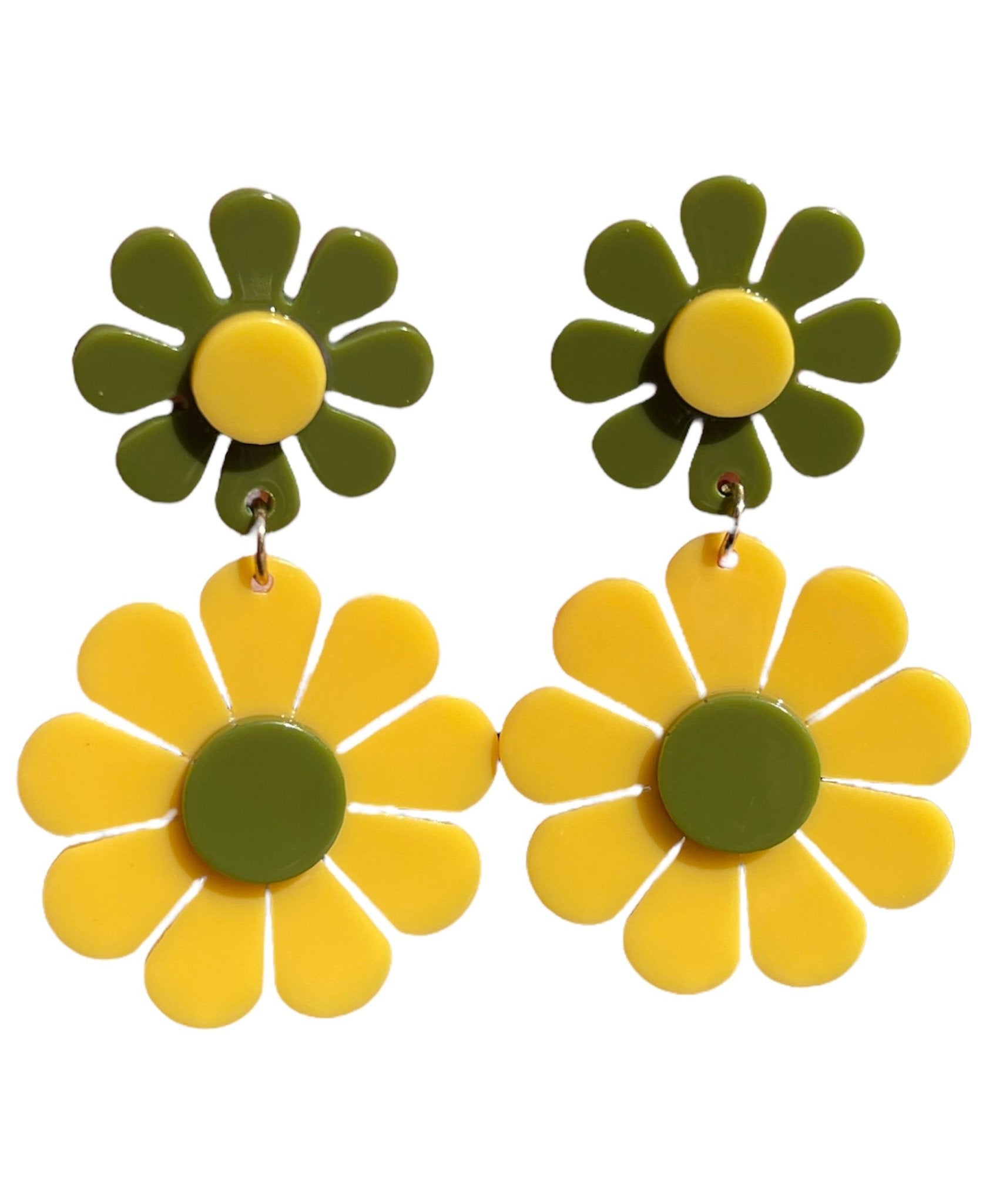 70s Yellow and Green Flower Power Earrings - Relic828